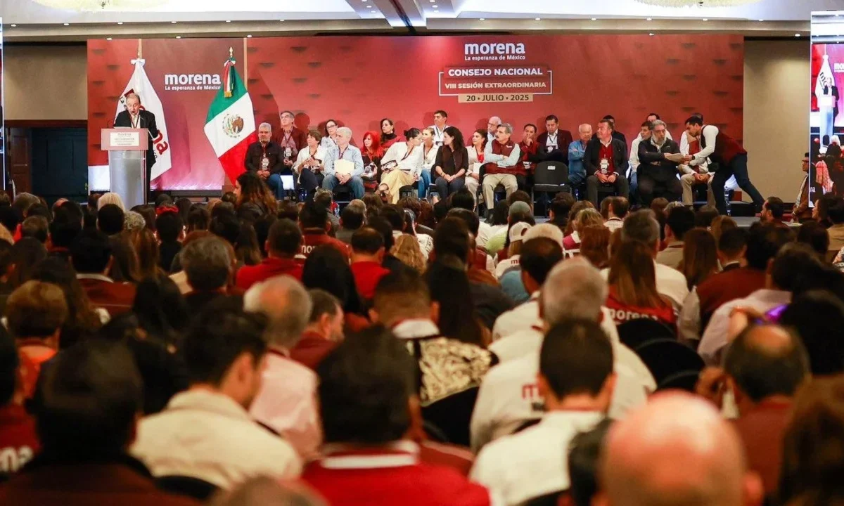 Alfonso Durazo encabezó el Consejo Nacional de Morena, donde se aprobaron nuevas estructuras y estrategias para fortalecer al partido.