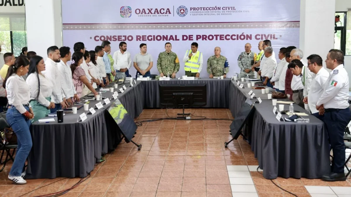 El gobernador de Oaxaca Salomón Jara Cruz resaltó el avance en la reconstrucción de los 12 municipios afectados por el huracán Erick.