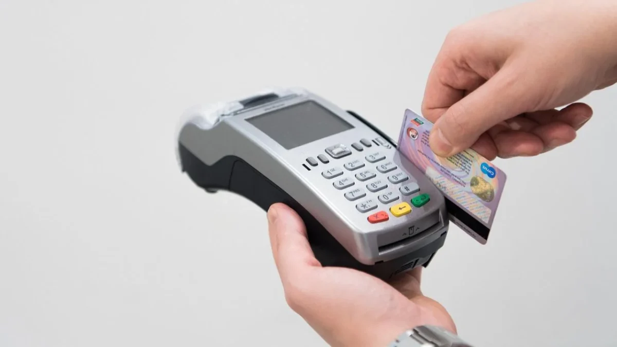 Banamex alertó del peligro para el bolsillo y las finanzas personales hacer uso del famoso tarjetazo ya que este puede ser traicionero.