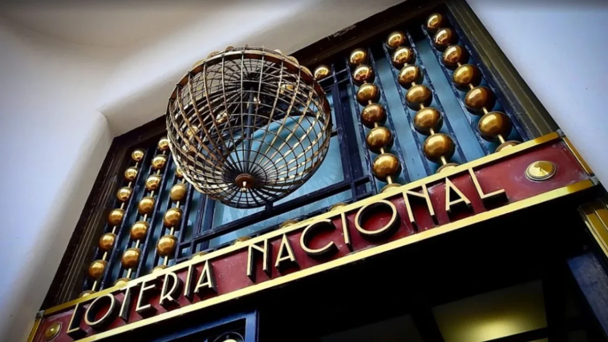 Lotería Nacional devela billete que conmemora la XVI conferencia sobre la mujer en Latam