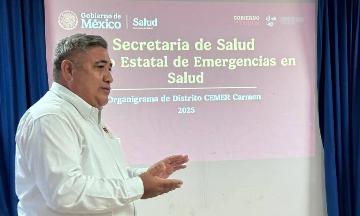 En reunión con personal del CEMER, acuerdan redoblar esfuerzos para fortalecer la atención prehospitalaria en el municipio de Carmen.