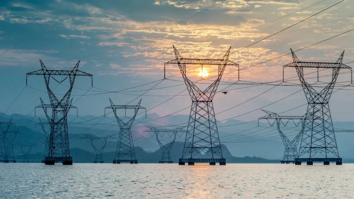 La CFE descartó que el Sistema Eléctrico Nacional esté en riesgo de operación ante demanda de energía eléctrica por aumento de temperaturas en México.