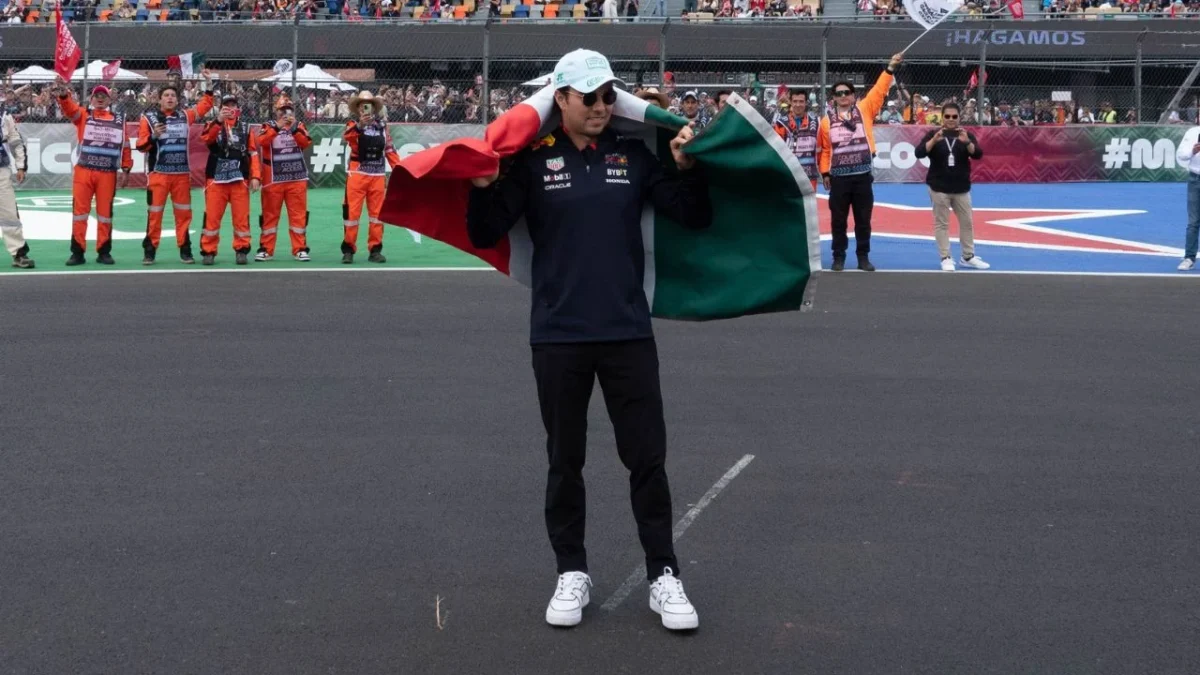 Checo Pérez volvería a la Fórmula 1 con Cadillac, revela Álvarez Máynez