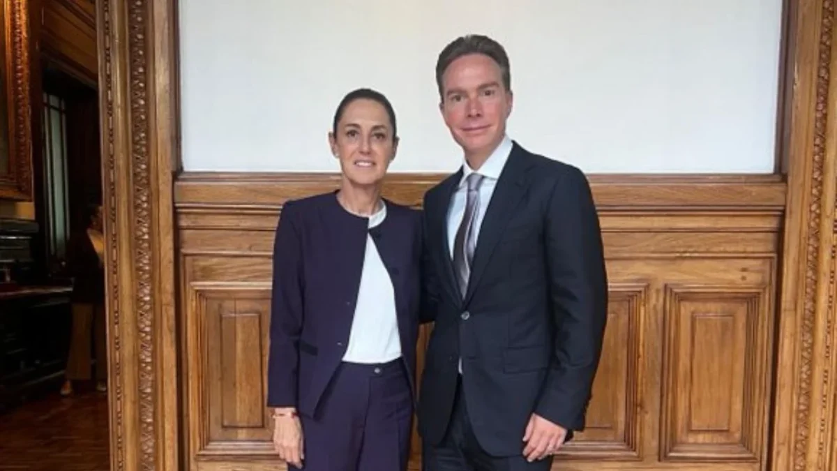 Manuel Velasco se reúne con la presidenta Sheinbaum en Palacio Nacional.