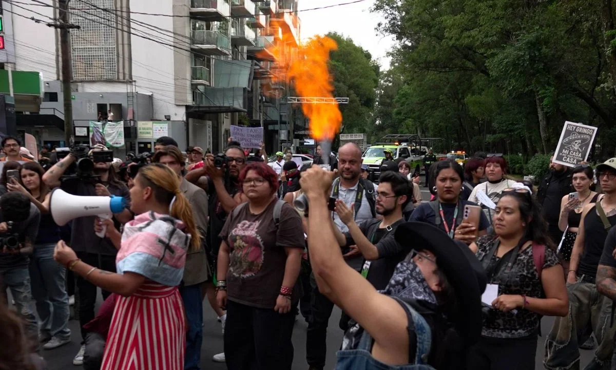 Embajada de EU emite alerta ante segunda marcha contra la gentrificación