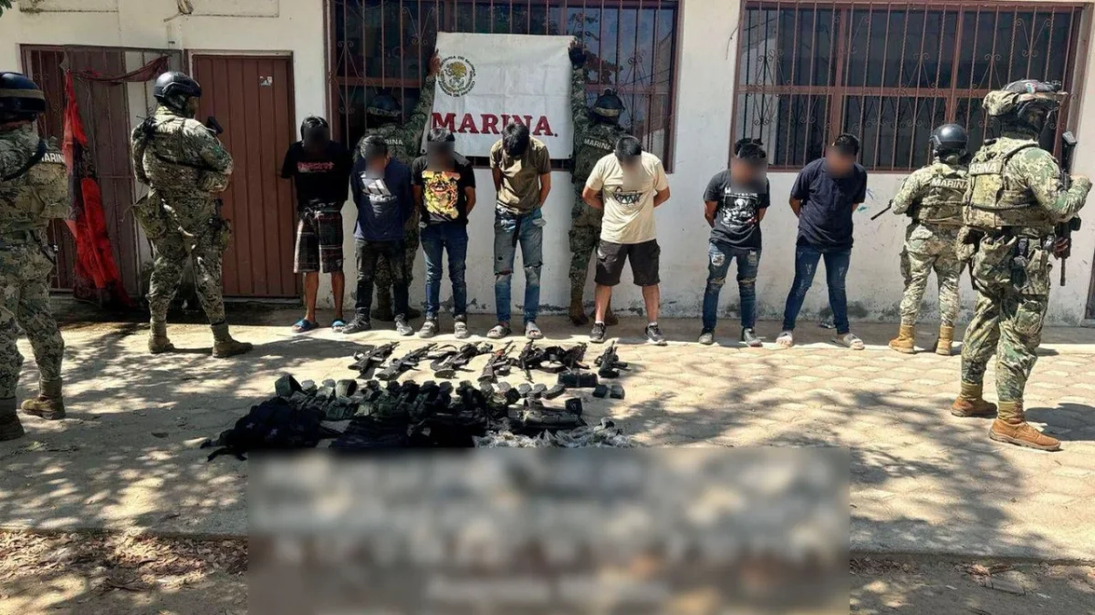 Arsenal detenido en Guerrero junto a siete personas