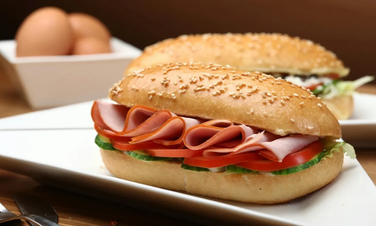 Profeco sometió diversas marcas de jamón a un estudio de calidad.