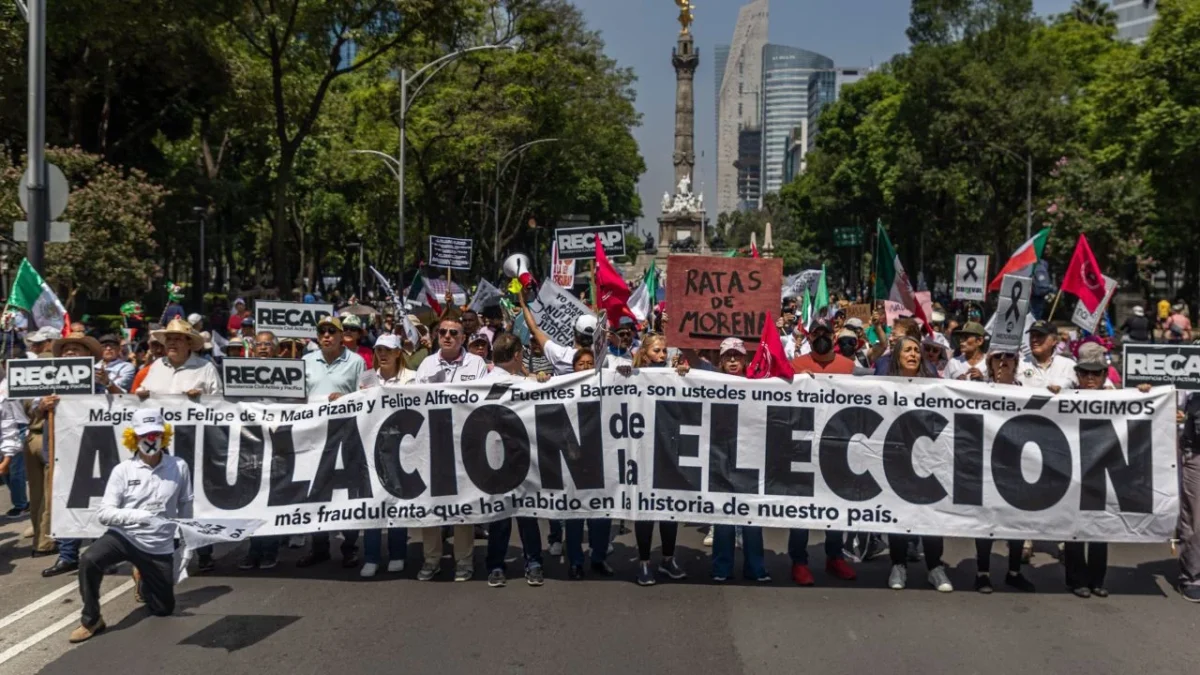 Este domingo, cientos de ciudadanos protestó en la Ciudad de México y otras partes del país para exigir la nulidad de la elección de jueces, magistrados y ministros.