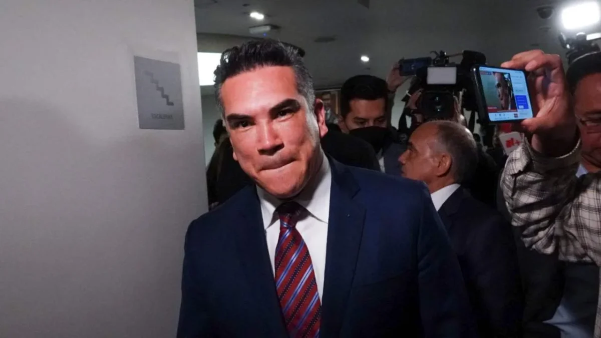 La Fiscalía Anticorrupción de Campeche pidió a la Cámara de Diputados el desafuero del senador Alejandro “Alito” Moreno.