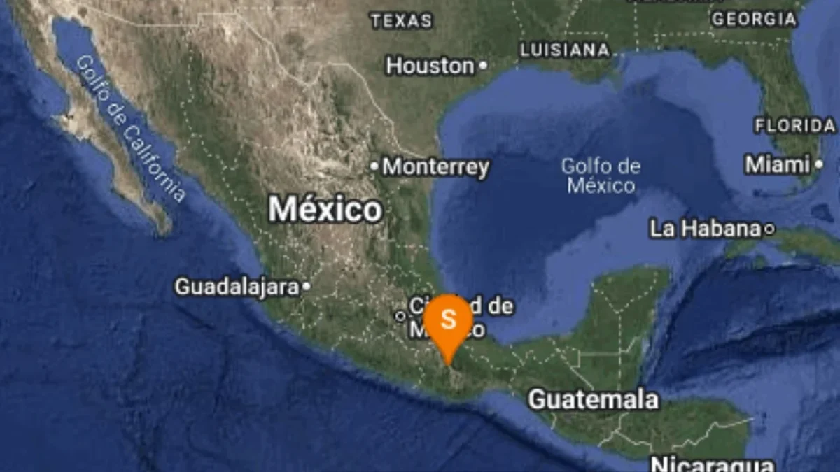 Fuerte sismo sorprende a habitantes y a gobernador de Oaxaca