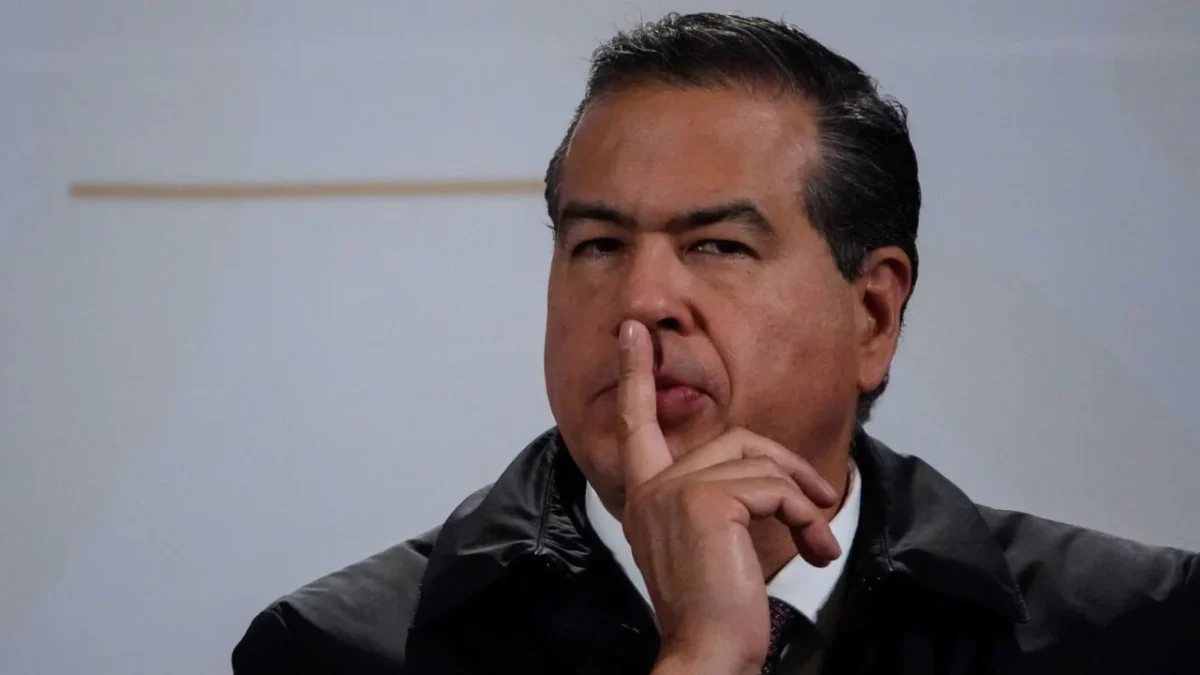 El diputado del PT, Ricardo Mejía Berdeja, aprovechó la Sesión Permanente para denunciar la administración del Gobierno de Coahuila.