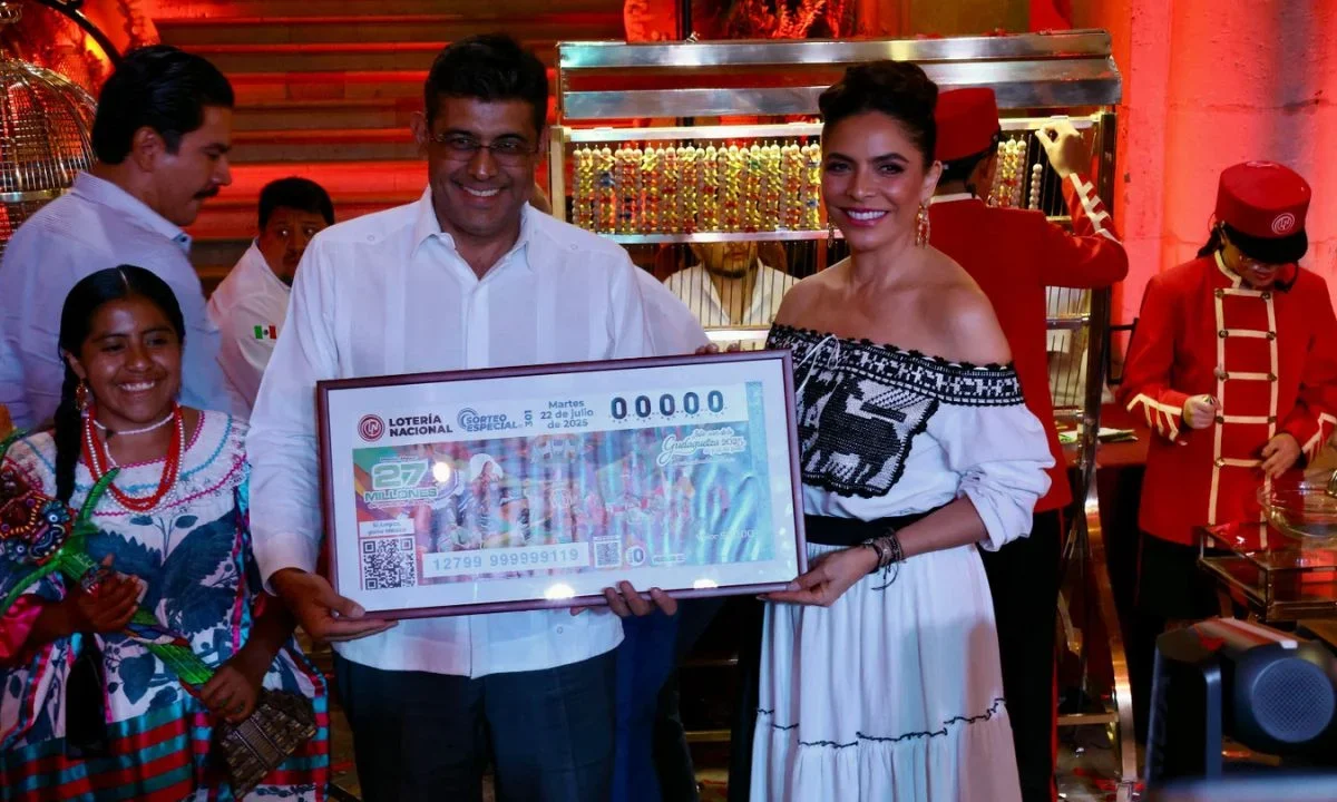 Lotería Nacional homenajea a la Guelaguetza con sorteo