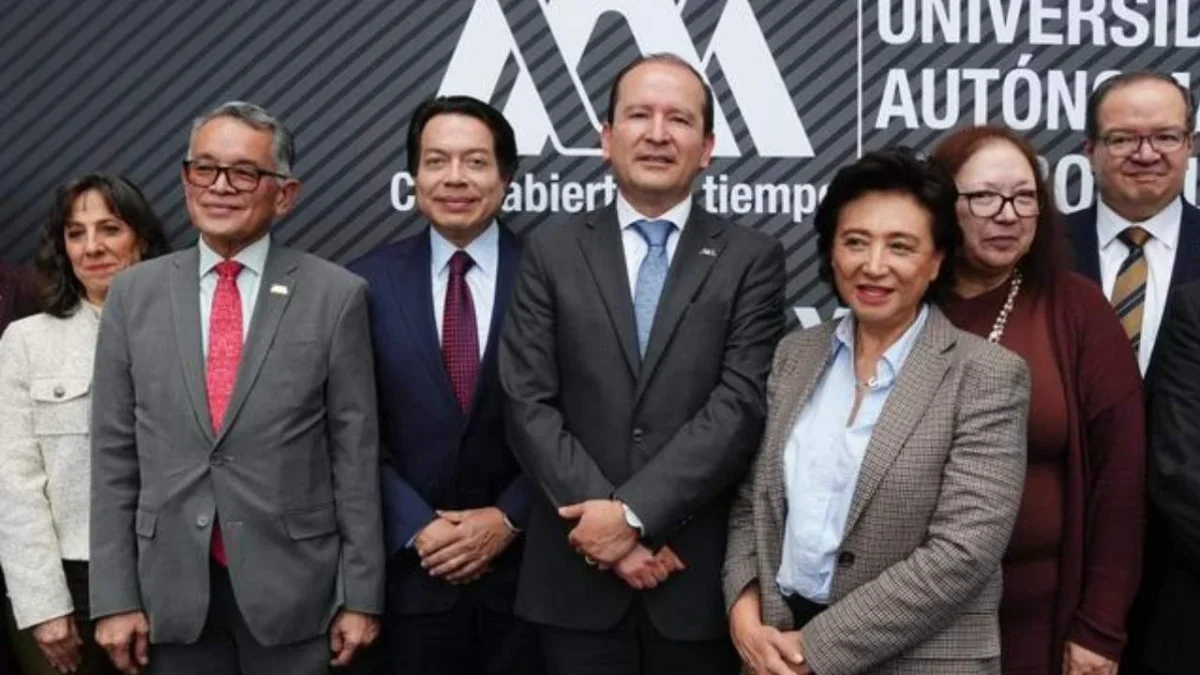 El titular de la SEP, Mario Delgado, destacó el acuerdo para facilitar el pase de Bachilleres a la UAM.