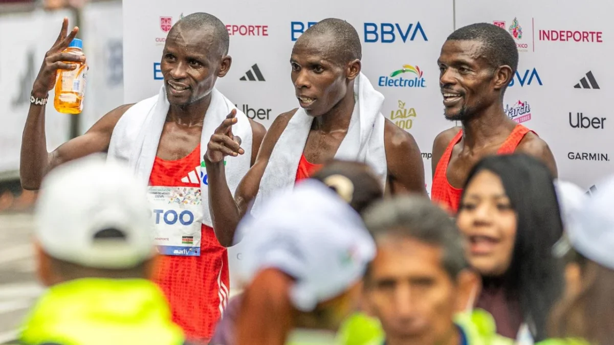 La decimonovena edición del Medio Maratón de la Ciudad de México tuvo al ugandés, Martin Magengo Kiprotich, como ganador en la rama varonil, con un tiempo récord de una hora, tres minutos y 22 segundos.