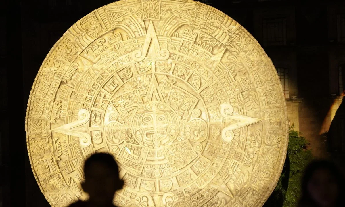 Memoria Luminosa concluye con más de 1.5 millones de asistentes en más de dos semanas de exposición.