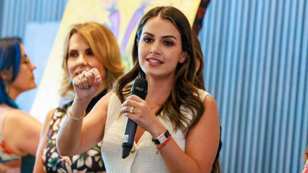 La diputada de Nuevo León, Lorena de la Garza, se pronunció al cierre de las investigaciones contra el gobernador Samuel García.