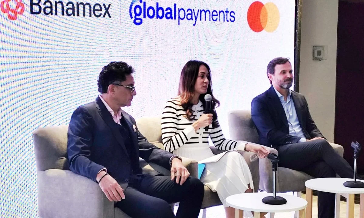 Con Pago Shops, las pymes pueden crear su propia tienda en línea para gestionar y vender y distribuir sus productos en redes sociales.