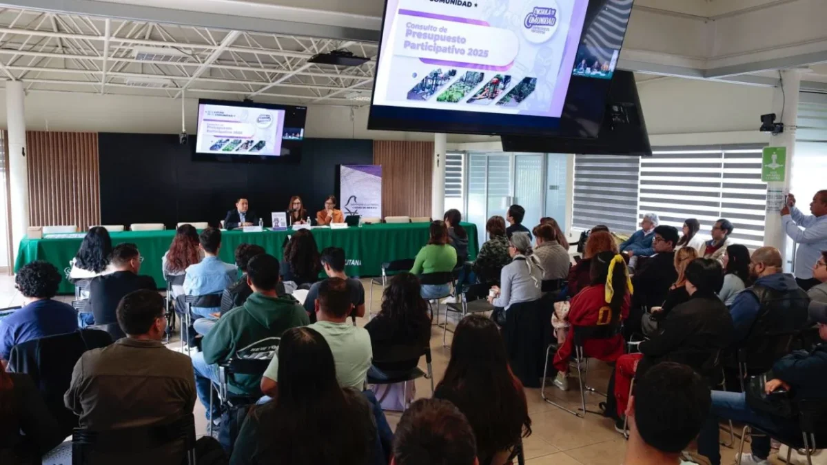 Consejeros electorales llevaron a cabo el foro “Tu voz cuenta: Hablemos del Presupuesto Participativo 2025” en la UAM Xochimilco para dar los pormenores de este ejercicio democrático.