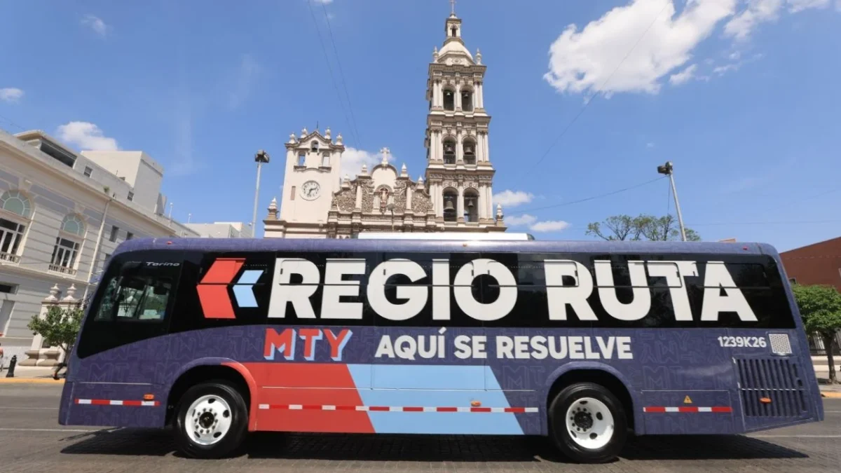 Comenzó a operar la Regio Ruta; esta primera ruta cubrirá la zona Centro del Obispado a Macroplaza y Fundidora en Monterrey, Nuevo León.