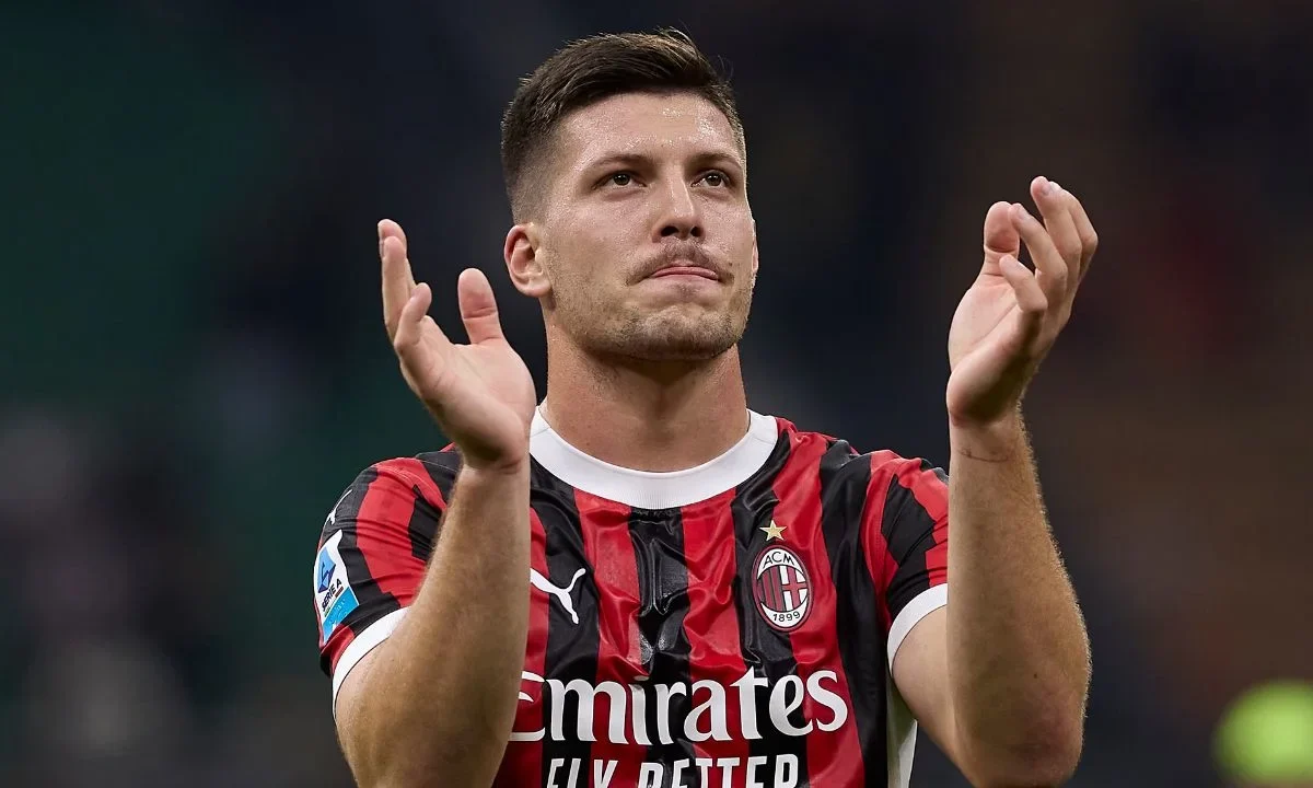 Reportan caída la llegada de Luka Jovic con Cruz Azul