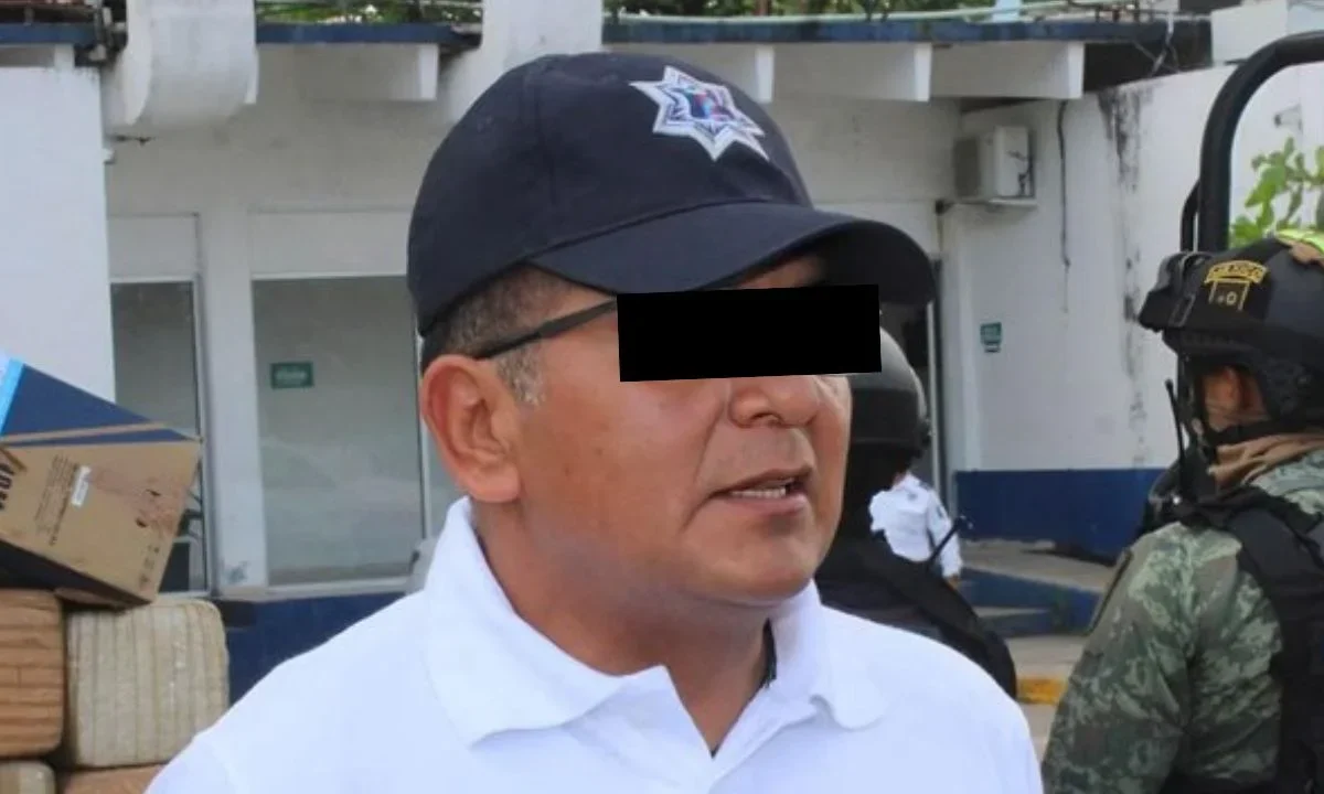 Reportan la detención del general Víctor Chávez, exsecretario de Seguridad de Tabasco.