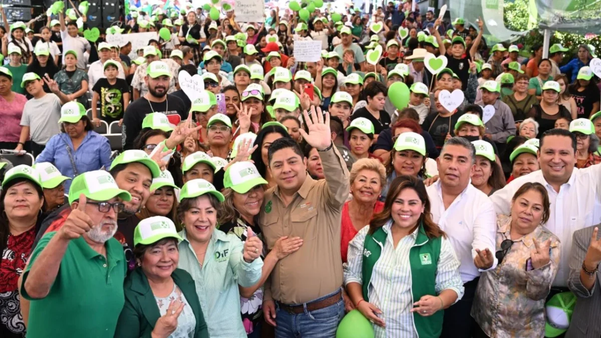 El Gobernador del Estado de San Luis Potosí, Ricardo Gallardo Cardona, arrancó la construcción del Colector Pluvial Privadas de la Hacienda, en el municipio de Soledad de Graciano Sánchez, que resolverá un problema de muchos años por el desinterés que prevaleció durante la herencia maldita.