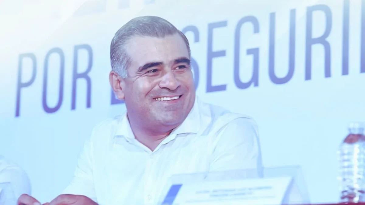 Los habitantes de Colima otorgaron a Riult Rivera Gutiérrez una puntuación de 6.79 por su trabajo en el ranking de alcaldes mejor evaluados.