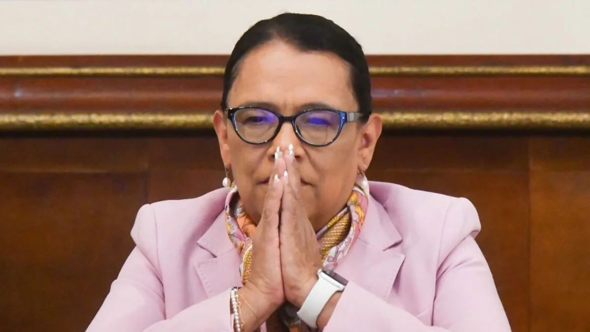 La reunión privada que sostuvo Rosa Icela Rodríguez con el representante del Vaticano fue anunciada por la presidenta en la mañanera.