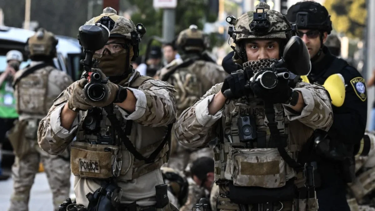 Otros 13,500 millones se destinarán a reembolsos para estados como Texas por acciones de seguridad fronteriza, incluyendo la Guardia Nacional y centros de detención estatales.