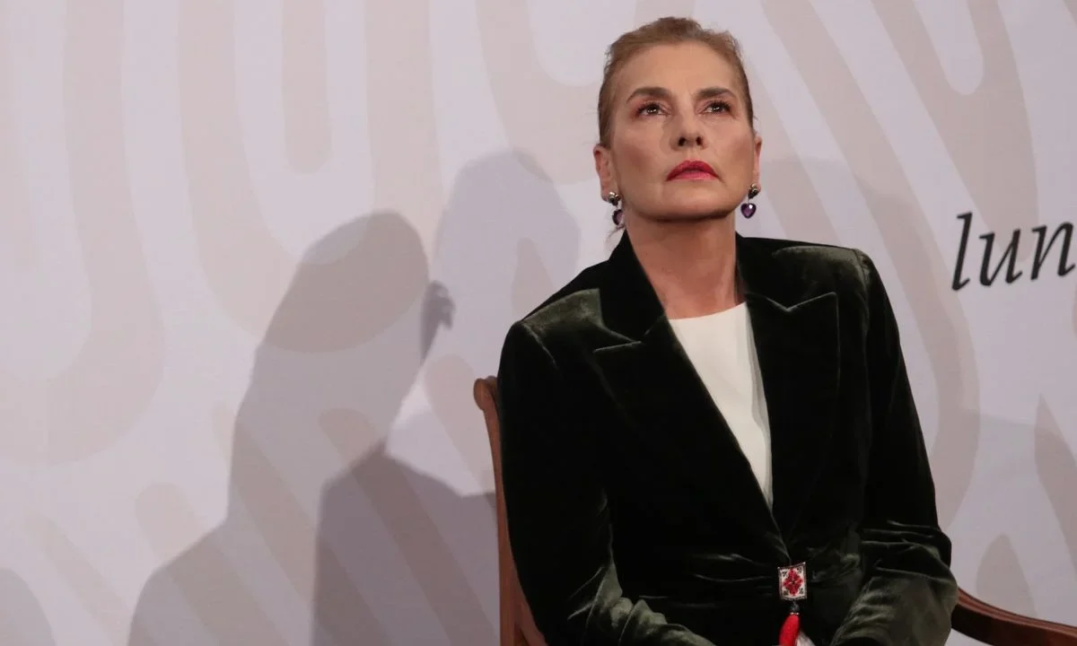 Postura. Beatriz Gutiérrez Müller, la esposa del expresidente Andrés Manuel López Obrador acusó que los rumores de su mudanza forman parte de una venganza contra AMLO.