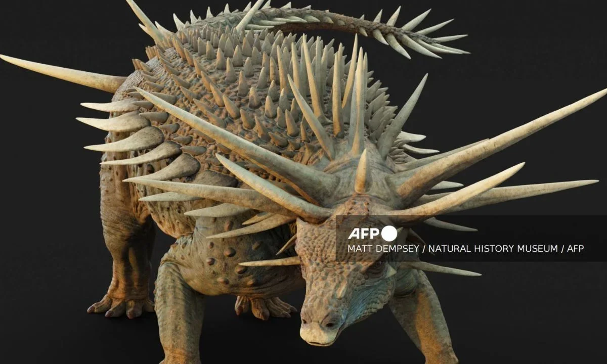 Científicos descubren una extraña especie de dinosaurio con armadura de púas