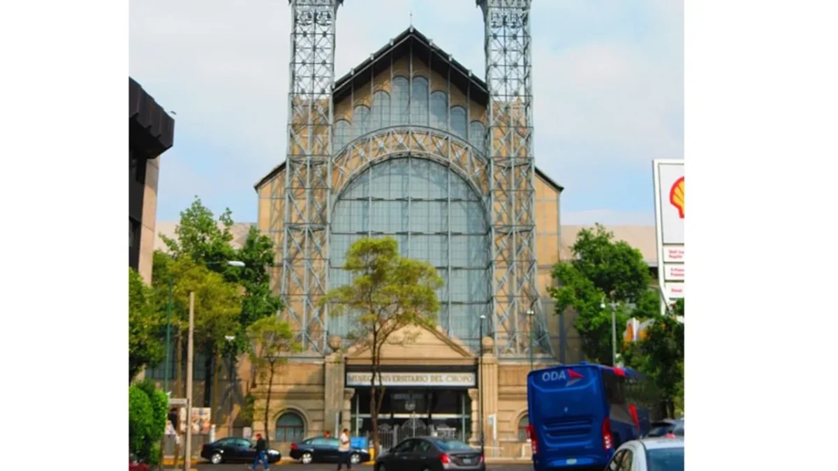 La estructura metálica del Chopo se diseñó en 1902 por Bruno Möhring para la Exposición de Arte e Industria Textil