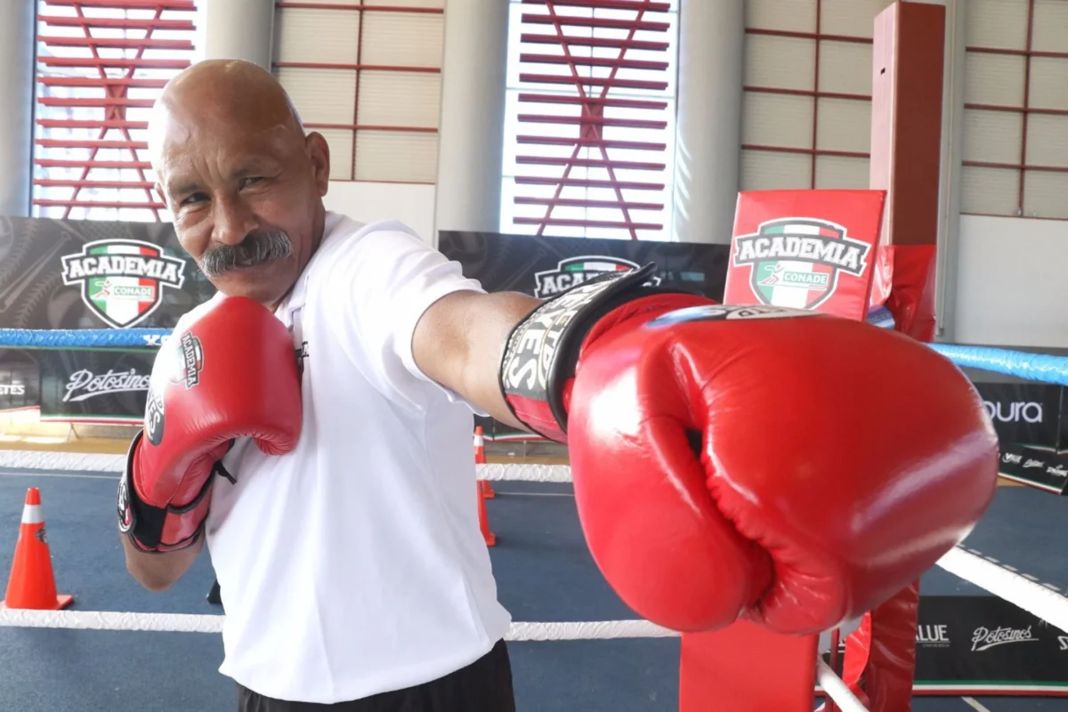 21 años practicó boxeo profesional Guadalupe Pintor, con 72 peleas registradas, 56 victorias y títulos en categorías gallo y supergallo