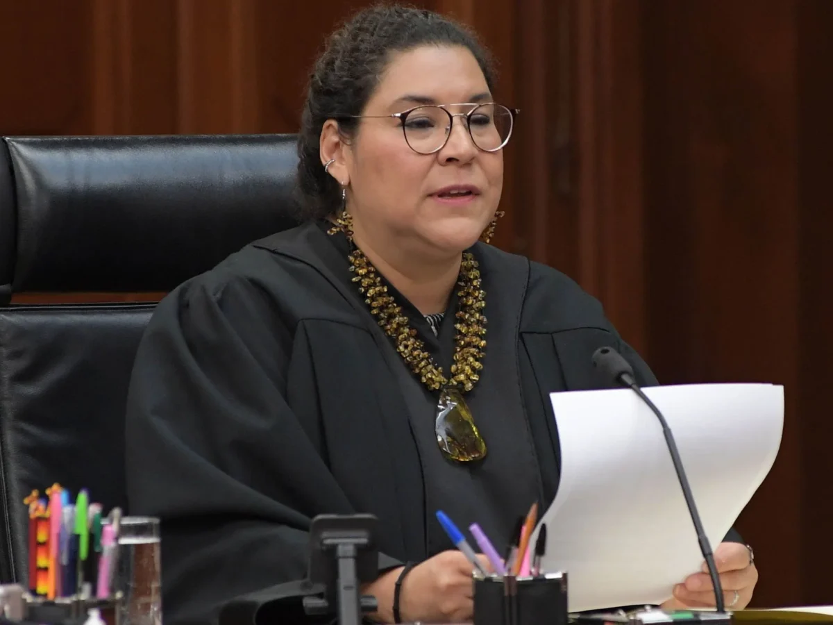 Comicios. Lenia Batres quedó en segundo lugar en la elección de ministros, detrás de Hugo Aguilar. 