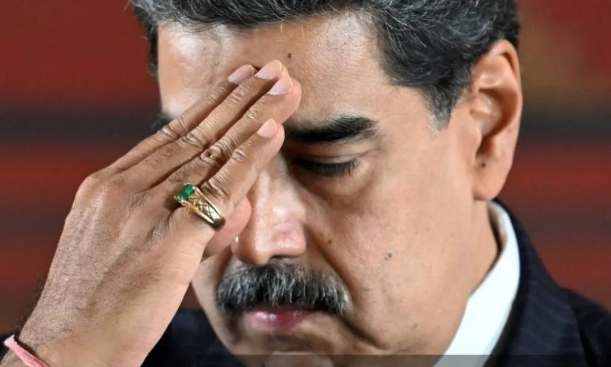 Maduro pide ayuda a la ONU ante despliegue militar de EU y moviliza su fuerza naval