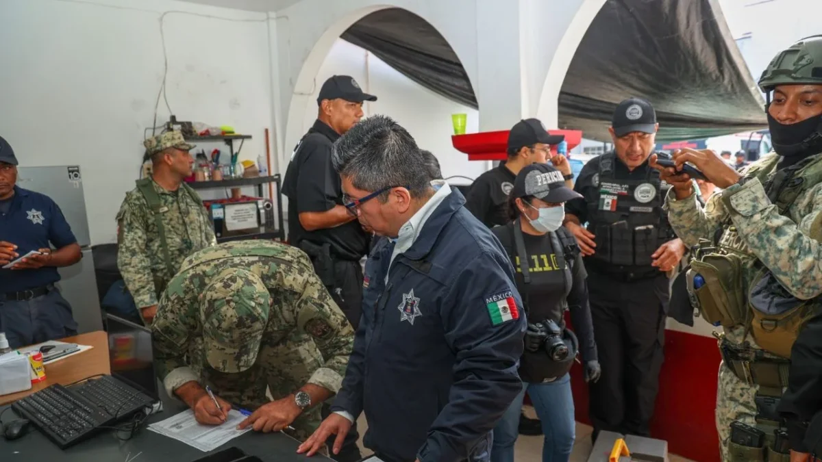 Marina asume seguridad de Putla, Oaxaca, detiene a 4 policías