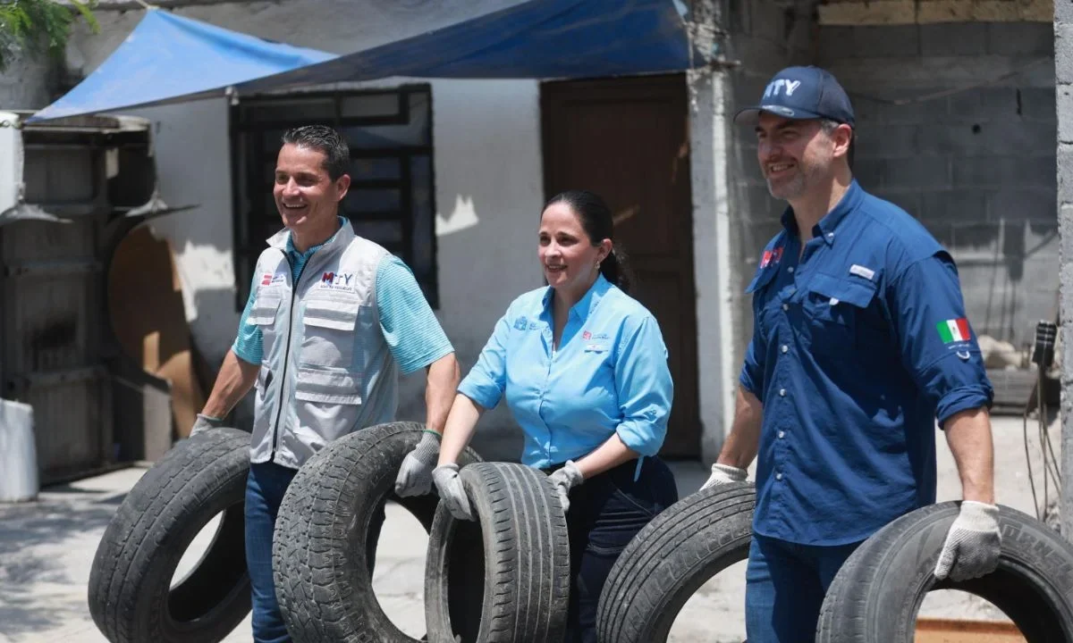 Retiran 87 toneladas de cacharros, basura y escombro tras un operativo completo de servicios públicos en la colonia La Alianza, Monterrey