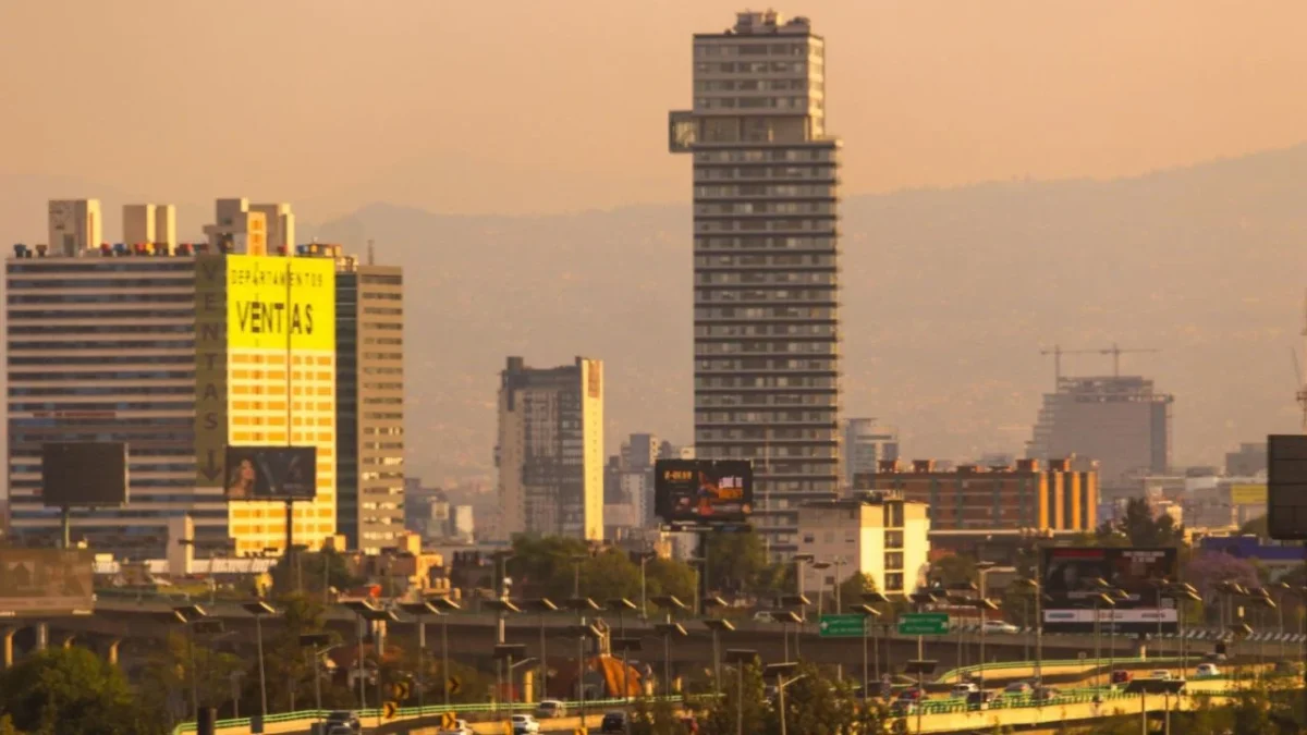Falla. La legisladora albiazul lamentó que no se cumplieran los plazos marcados por el Gobierno para tener listo el Plan General de Desarrollo, ya que las consultas se efectuarían en junio pasado y el instrumento estaría listo en octubre.