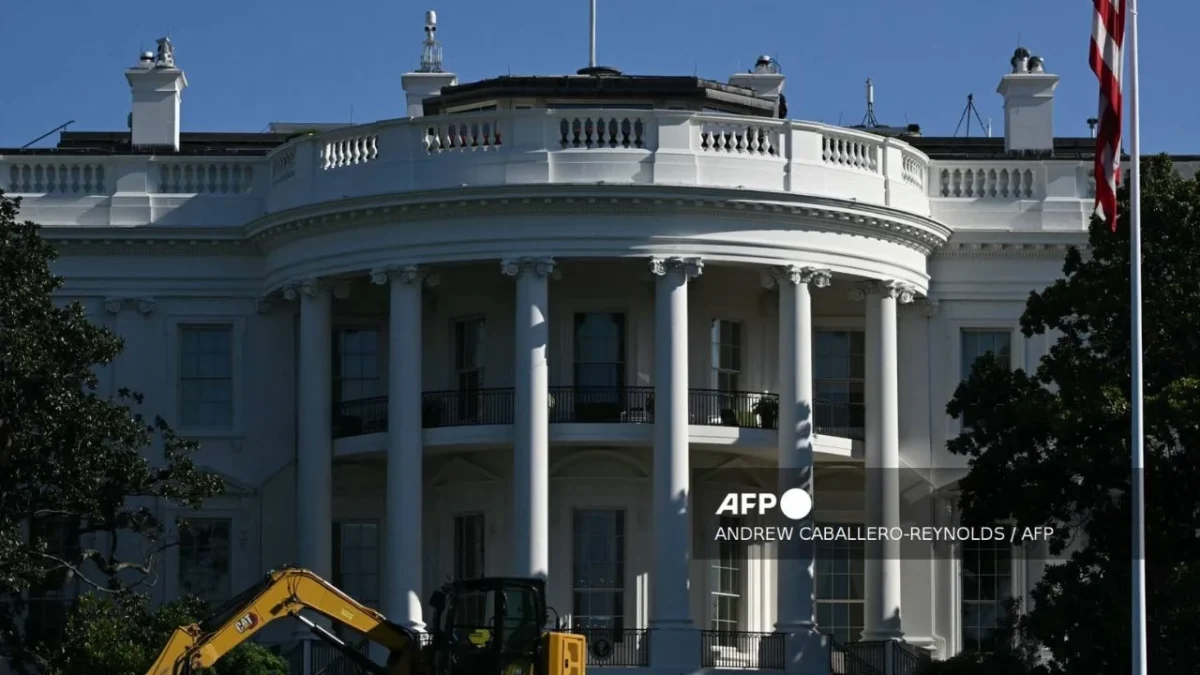 Trump pide a las personas sin hogar irse lejos de Washington