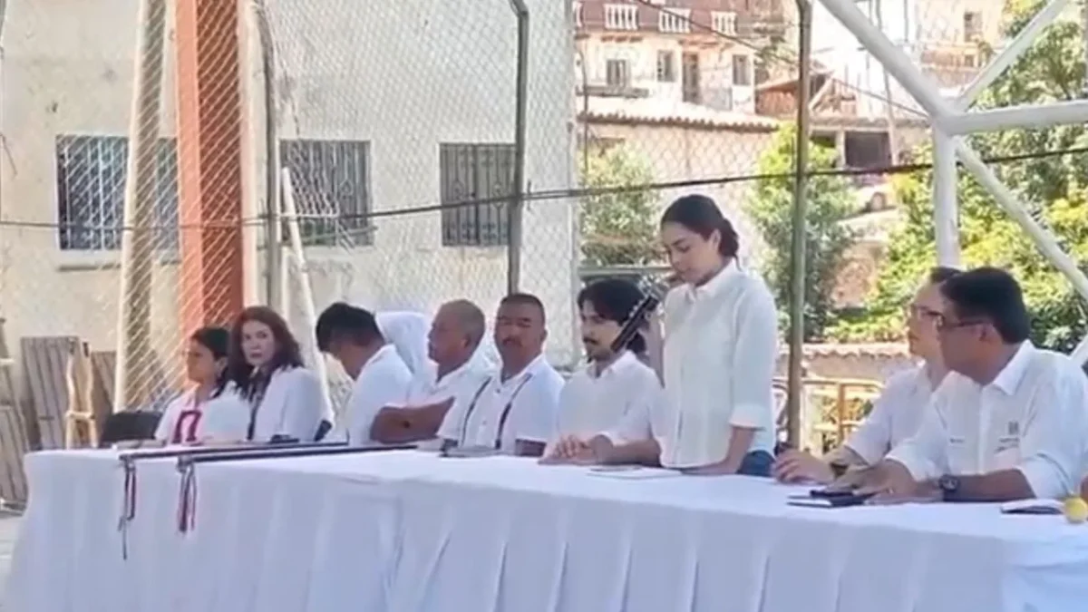 Adidas ofrece disculpa pública en Oaxaca por apropiación cultural de sandalias