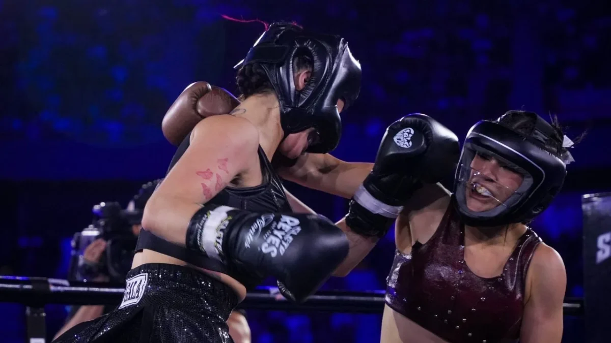 En función llena de polémicas, boxeo, presentaciones musicales y fallas técnicas, así fue la primera edición de Supernova Strikers.