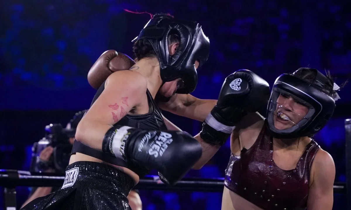 En función llena de polémicas, boxeo, presentaciones musicales y fallas técnicas, así fue la primera edición de Supernova Strikers.