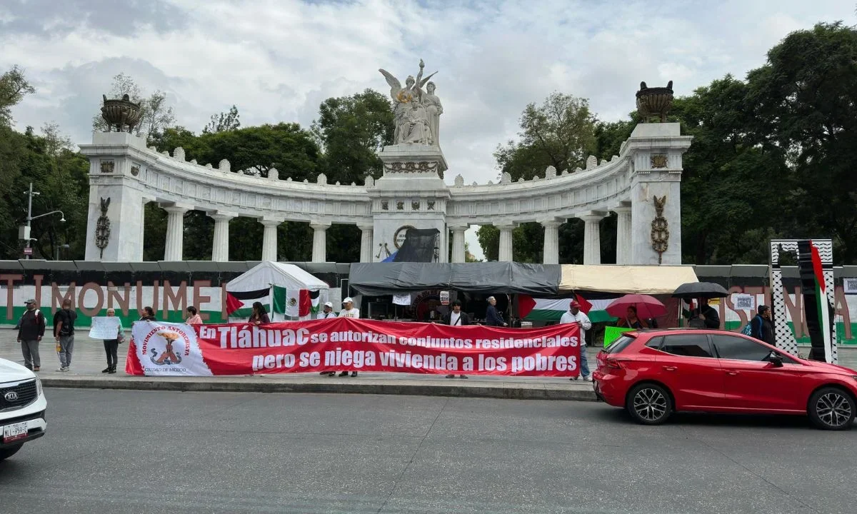 Antorchistas de Tláhuac se movilizaron en 4 diferentes puntos de la CDMX; acusan a la alcaldesa por negar el derecho a la vivienda.