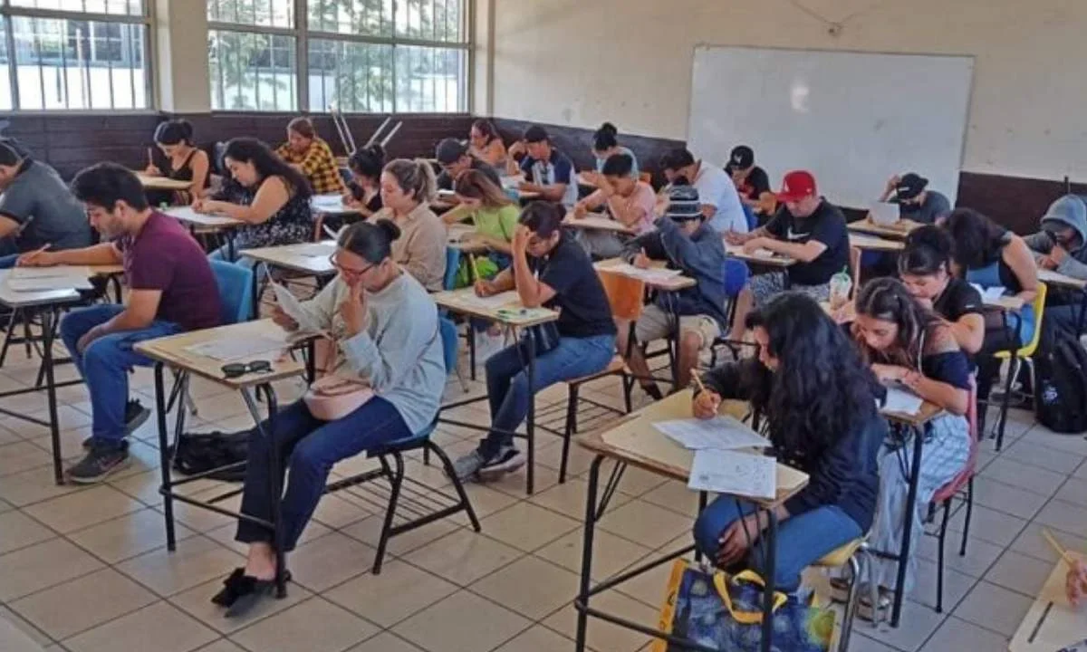 PILARES y Prepa en Línea SEP ofrecen en la CDMX opciones gratis y con validez oficial para concluir la preparatoria abierta.