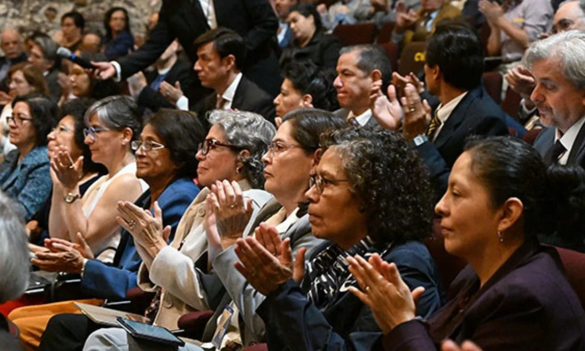 Por su destacado trabajo en diversas disciplinas, UNAM aprobó otorgar doctorado Honoris Causa a 14 personalidades nacionales y extranjeras.