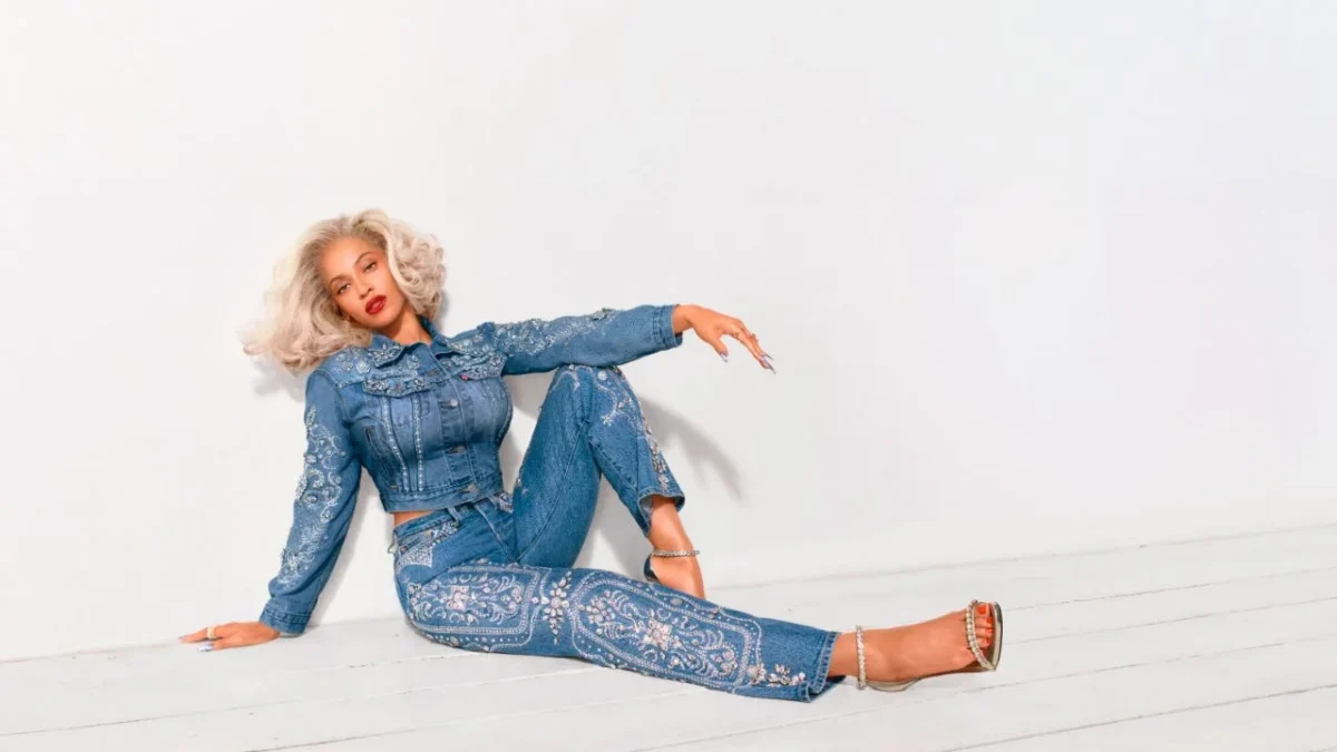 En colaboración Beyoncé, Levi’s estrenó The Denim Cowboy, la última entrega de la campaña de la marca titulada REIIMAGINE.