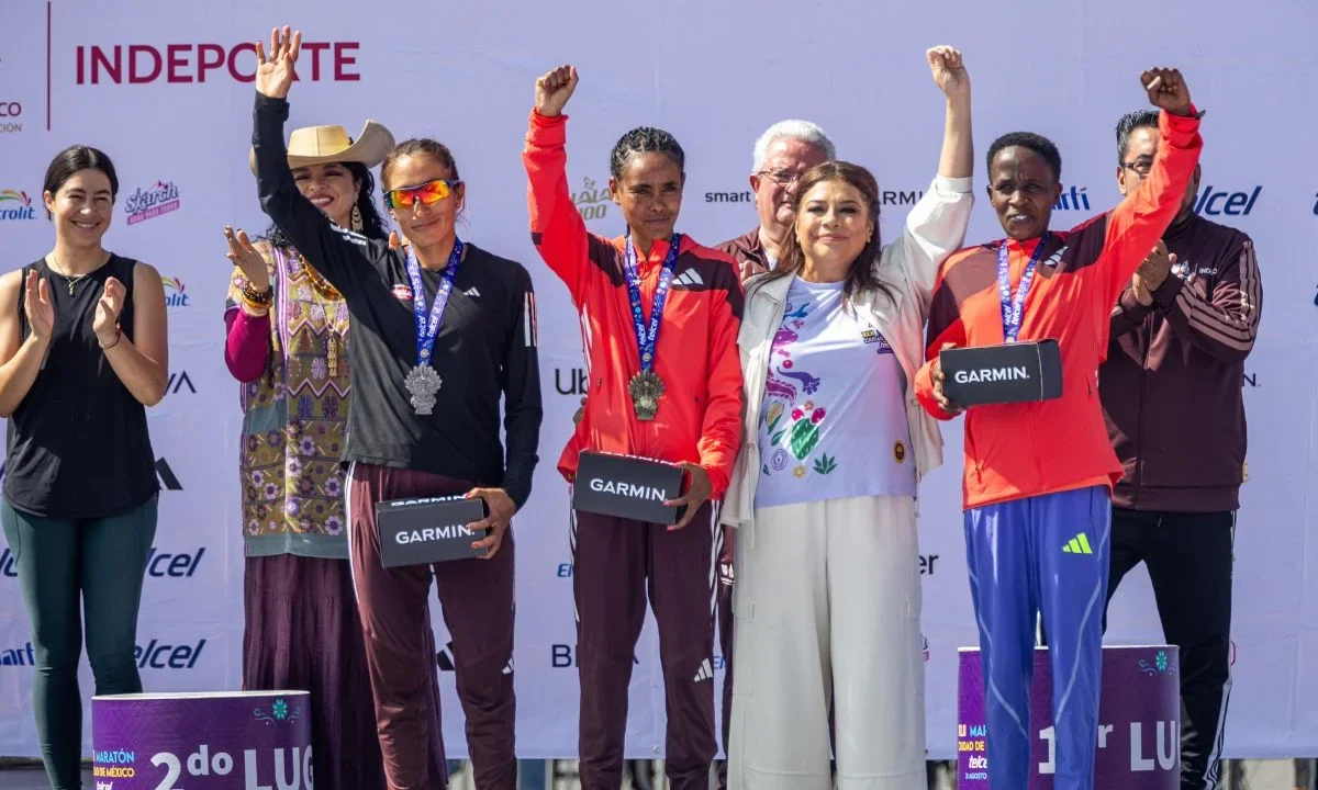Clara Brugada felicitó a las y los 30 mil participantes del XLII Maratón de la CDMX y aseguró que es la entidad más deportiva.