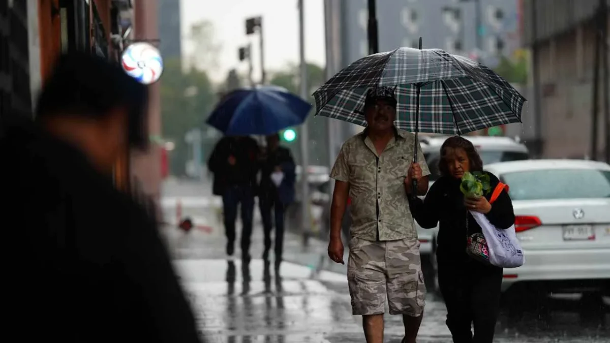 Clara Brugada advirtió que se esperan fuertes lluvias para este jueves y domingo en la CDMX.