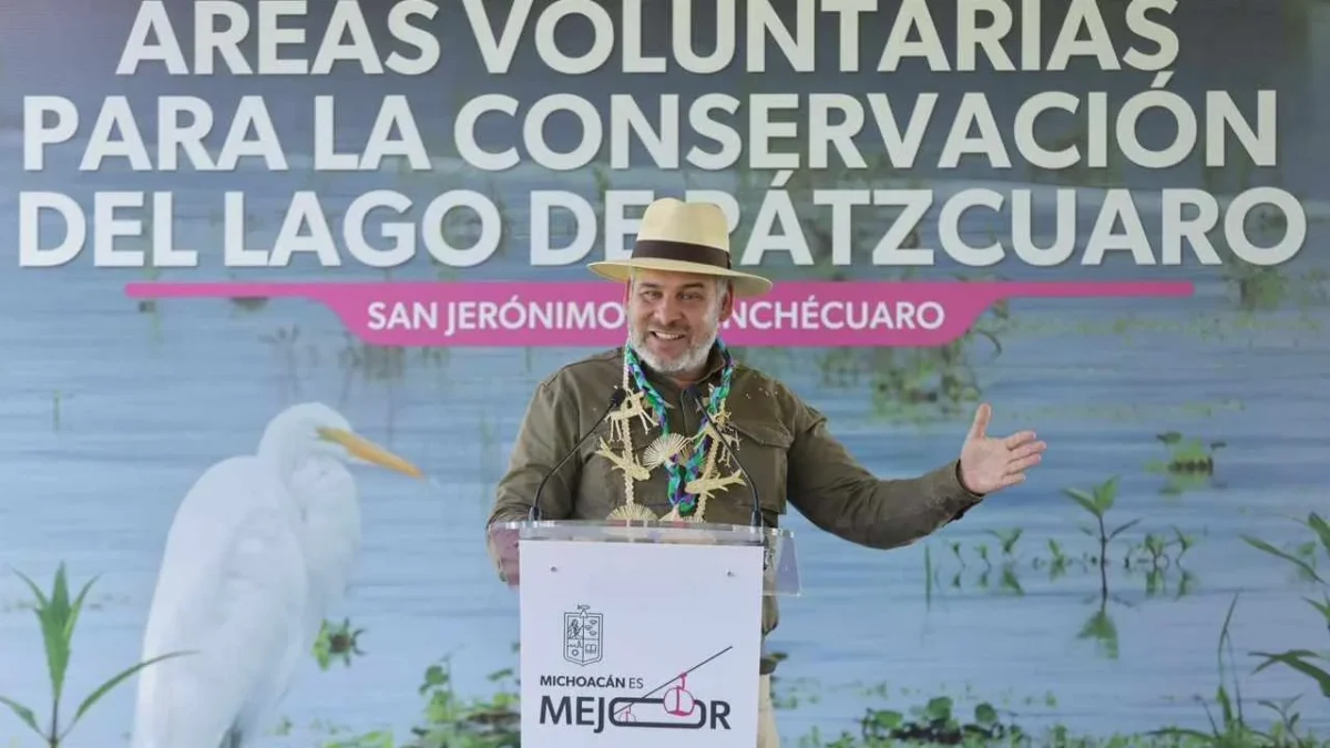 Comunidades indígenas ceden al Gobierno de Michoacán más de 8 mil hectáreas para proteger el Lago de Pátzcuaro.