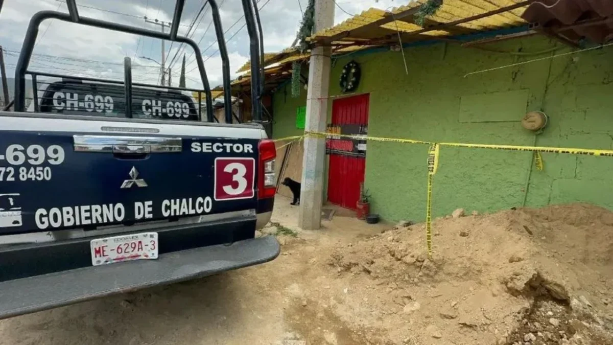 Familiares optaron por un sepelio discreto ante el temor de otro ataque; Delfina Gómez se comprometió a apoyar a la madre y abuela